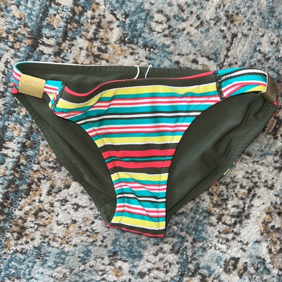 Bathing suit bundle/ lot - Picture 6 of 6